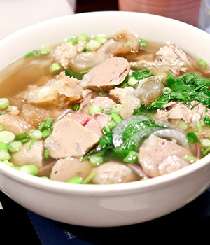 PHỞ NOODLE SOUP