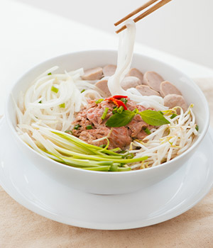 PHỞ NOODLE SOUP